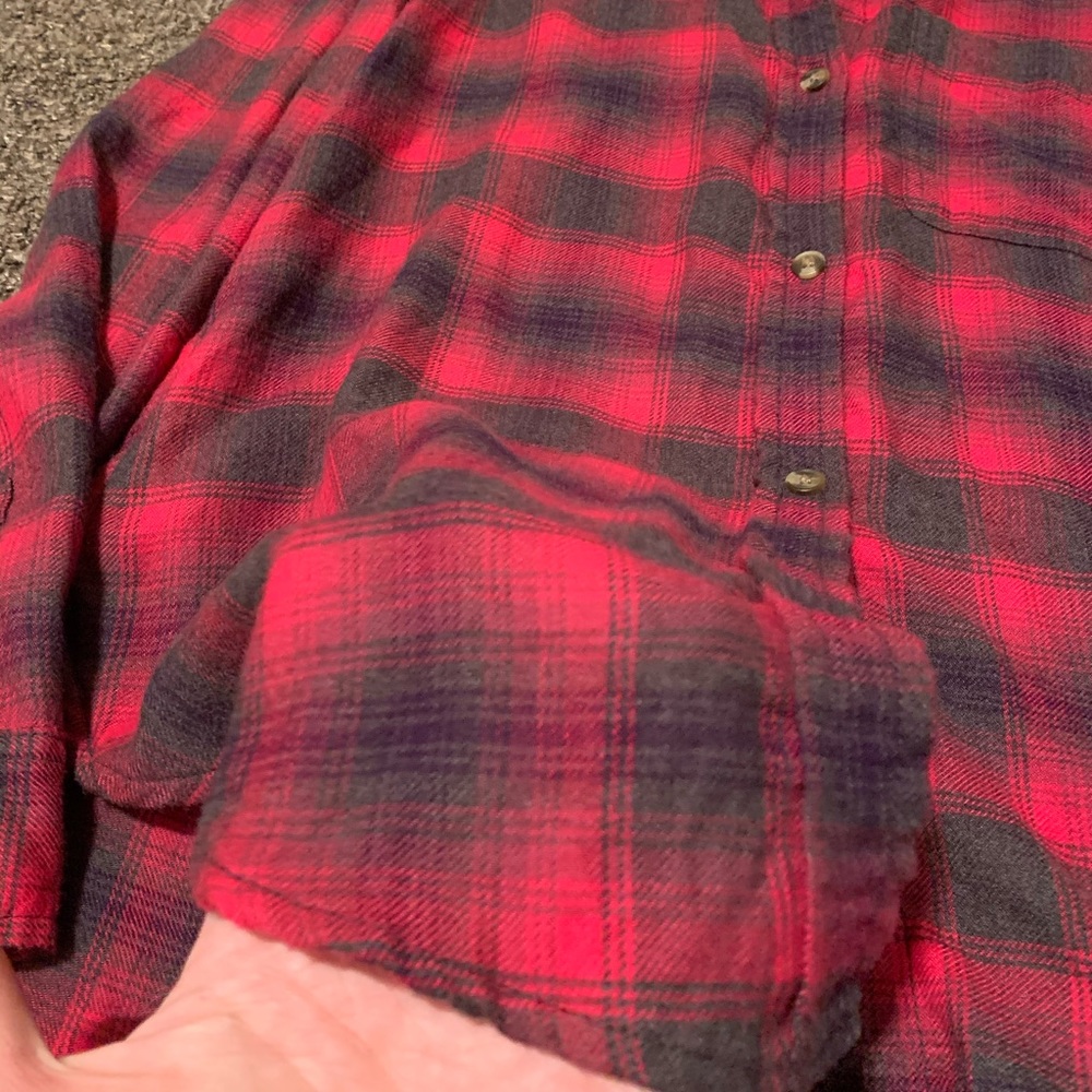 3/$12🔸American Eagle Outfitters Boyfriend Flannel - Picture 2 of 10